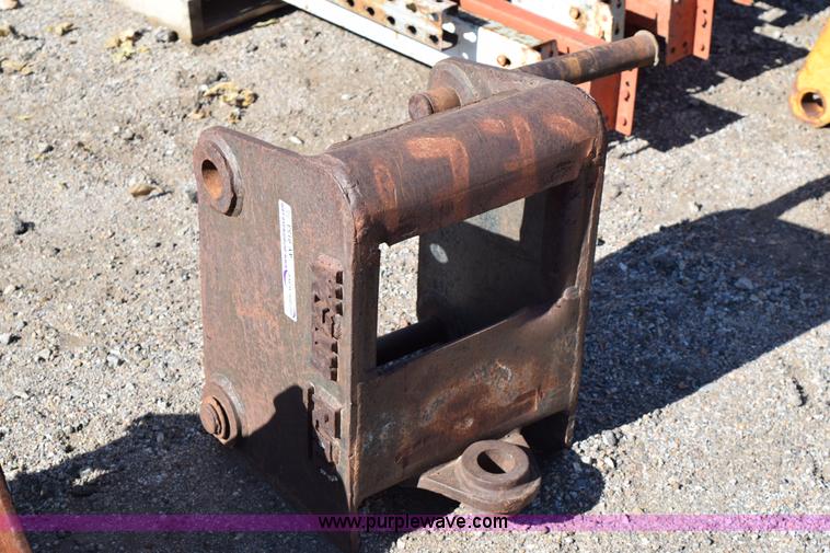 image for item AY9153 Wain Roy quick attach coupler