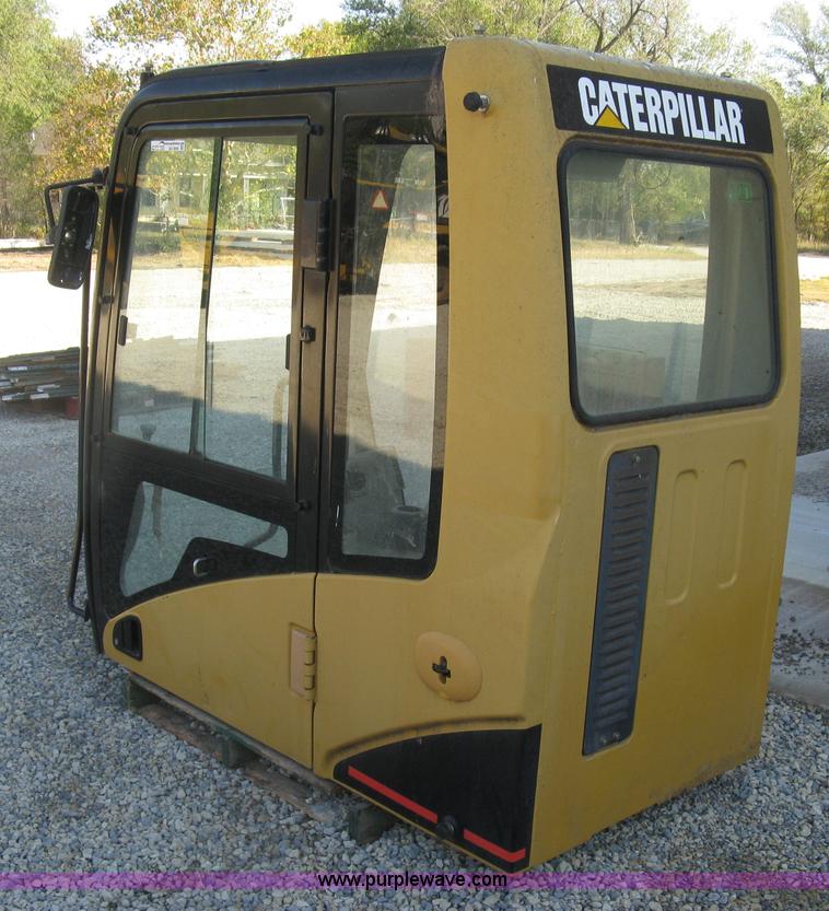 image for item BD9689 Caterpillar 315CL excavator cab