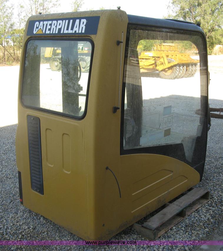 image for item BD9689 Caterpillar 315CL excavator cab