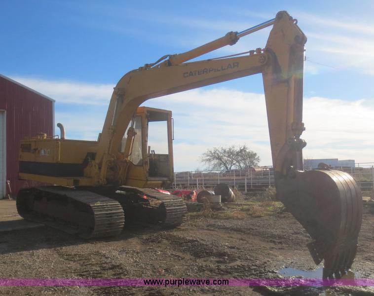 image for item D2201 1979 Caterpillar 215 excavator