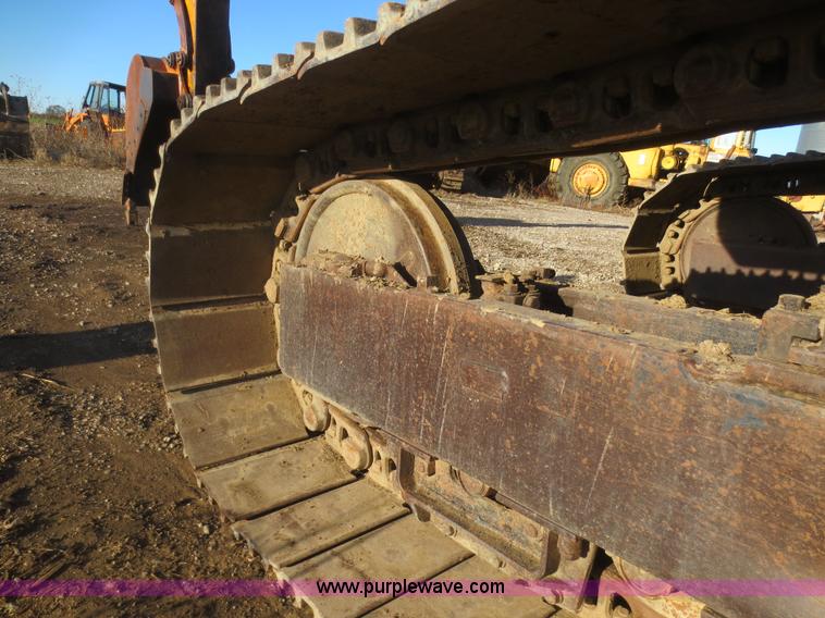image for item D2201 1979 Caterpillar 215 excavator