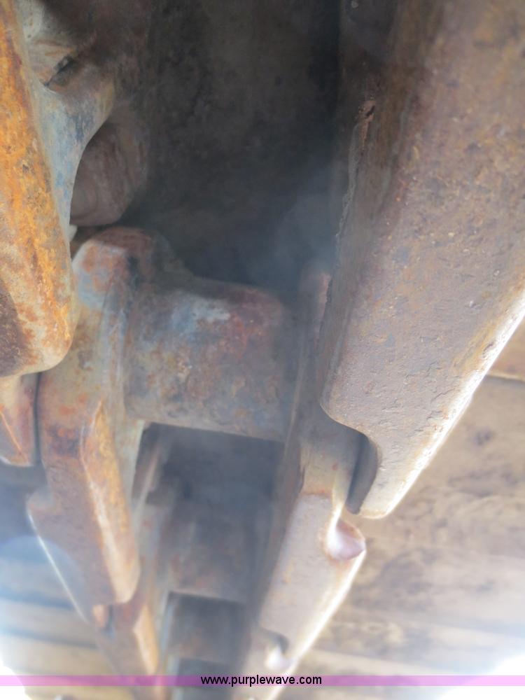 image for item D2201 1979 Caterpillar 215 excavator