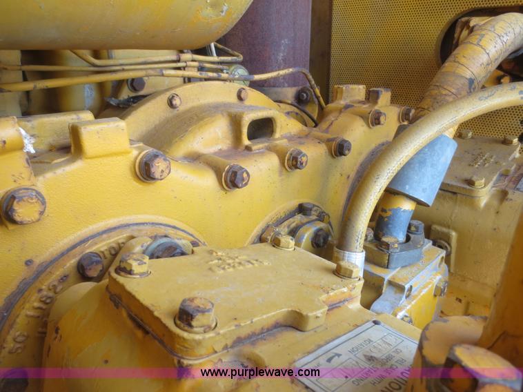 image for item D2201 1979 Caterpillar 215 excavator