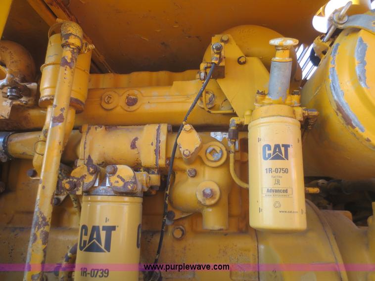 image for item D2201 1979 Caterpillar 215 excavator