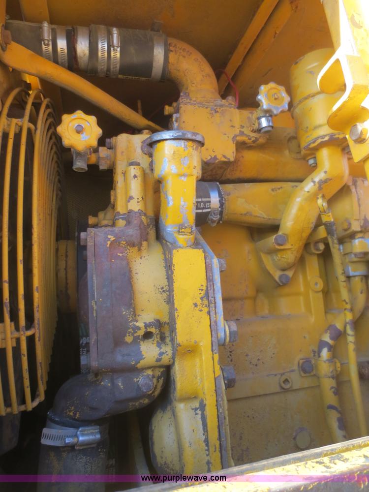 image for item D2201 1979 Caterpillar 215 excavator