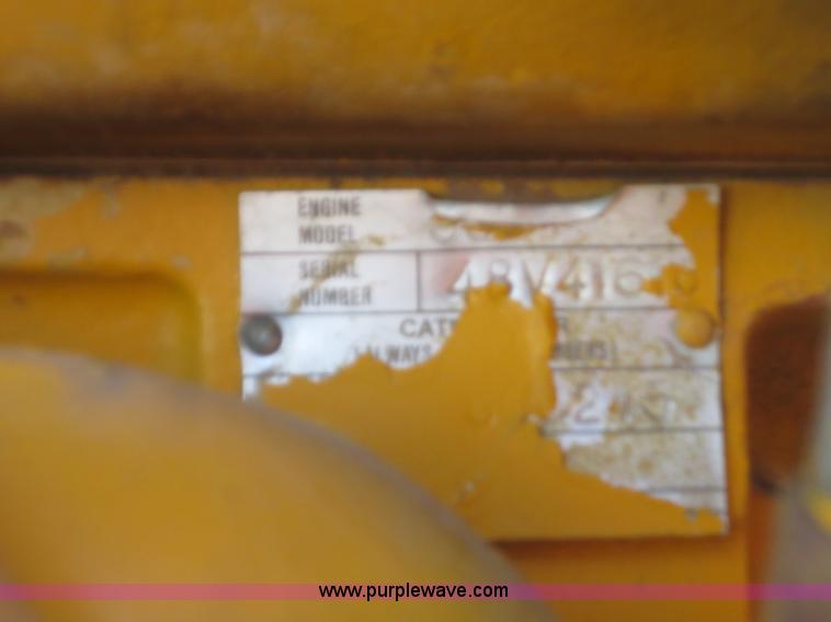 image for item D2201 1979 Caterpillar 215 excavator