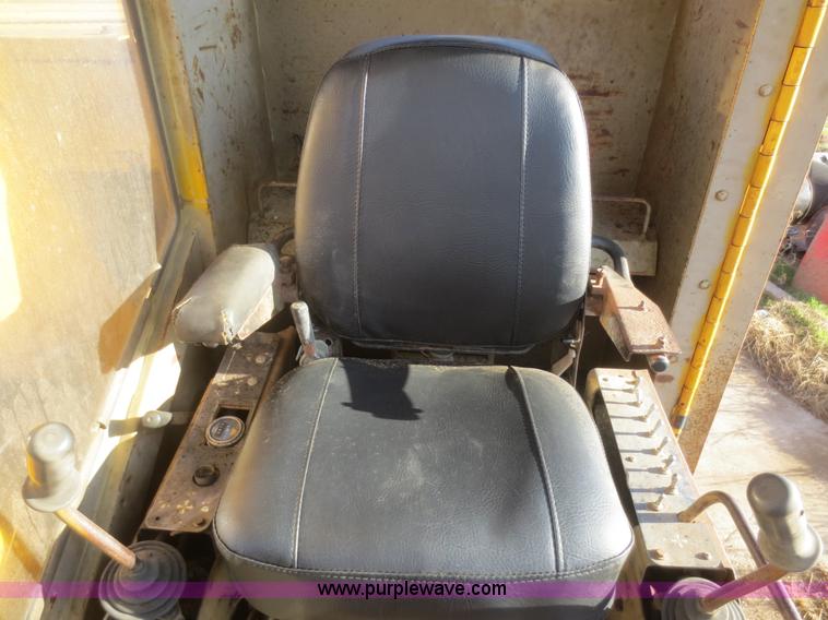 image for item D2201 1979 Caterpillar 215 excavator