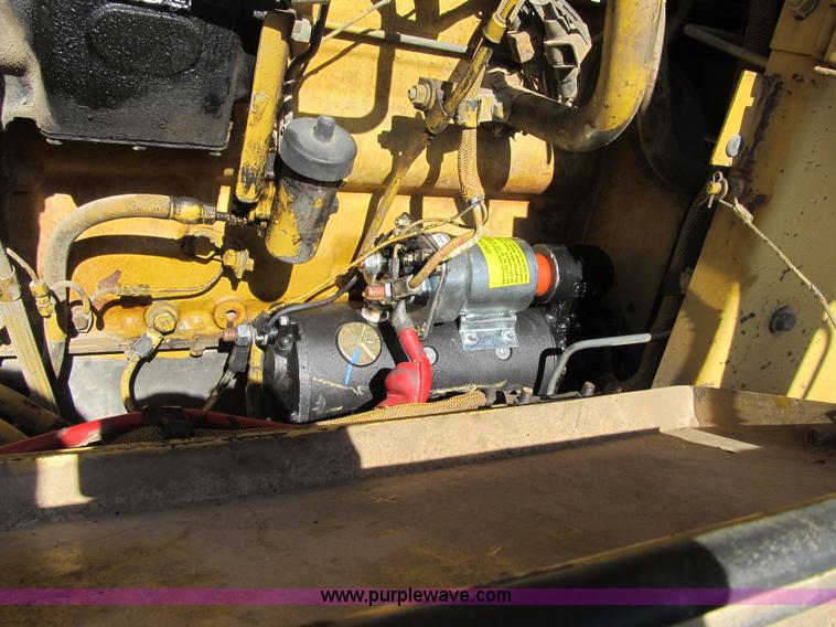 image for item F8873 1989 Caterpillar 926E wheel loader