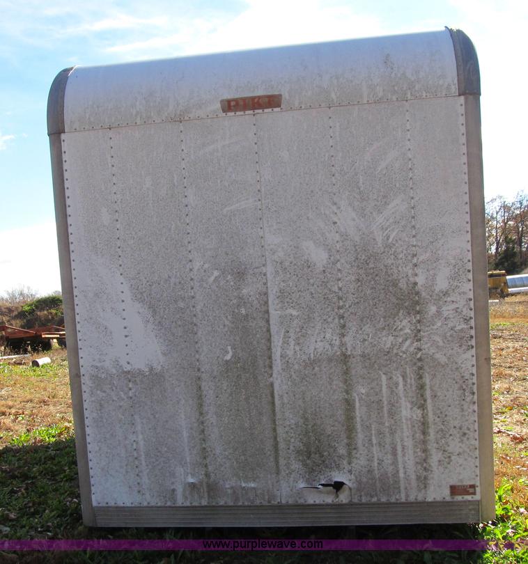 image for item F8877 Pike 20' truck box