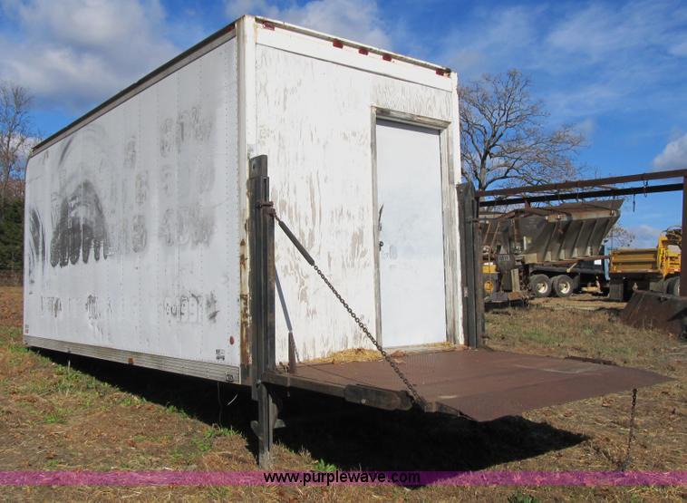 image for item F8877 Pike 20' truck box