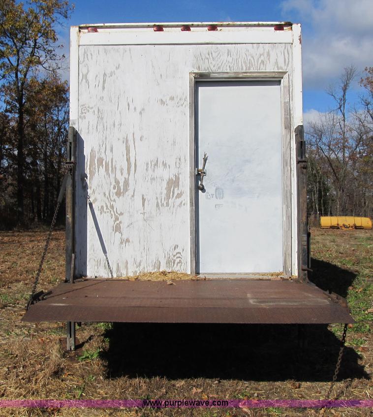 image for item F8877 Pike 20' truck box