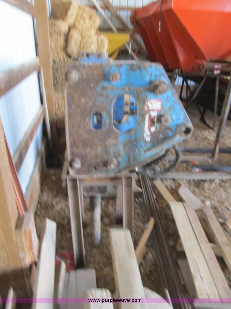 image for item F8881 Okada excavator/backhoe breaker