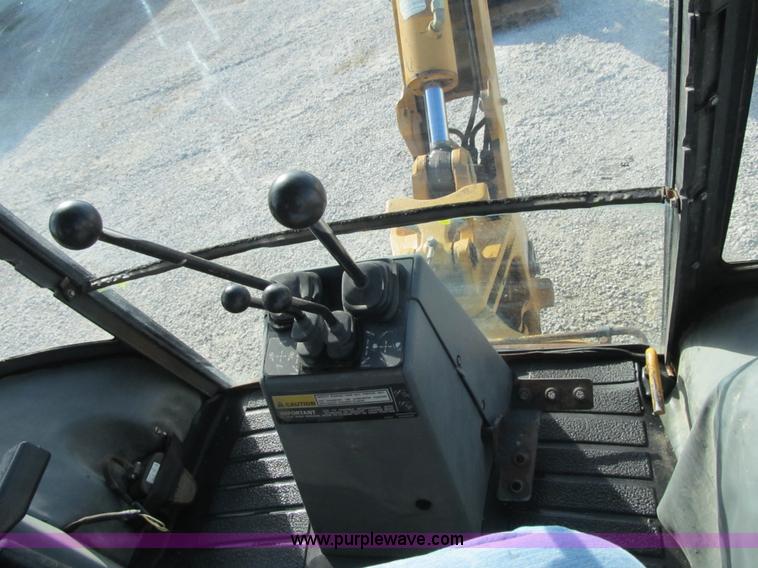 image for item F8882 1995 Case 580 Super L backhoe