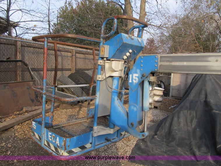 image for item F8885 Genie Z-30/20 electric boom lift