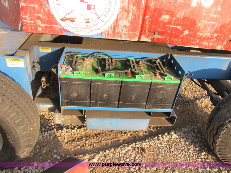 image for item F8885 Genie Z-30/20 electric boom lift