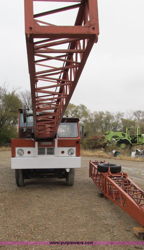 image for item G9080 1975 Bantam T350A crane