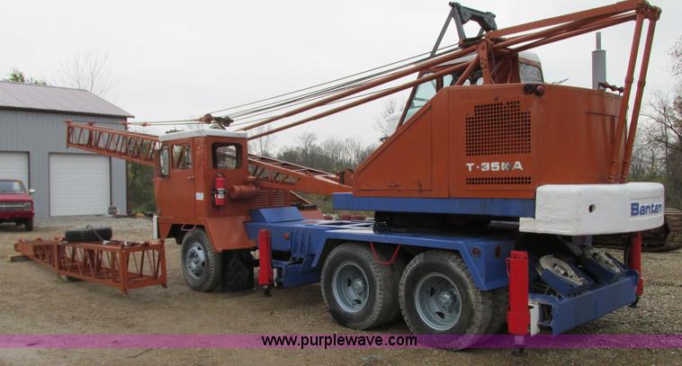 image for item G9080 1975 Bantam T350A crane
