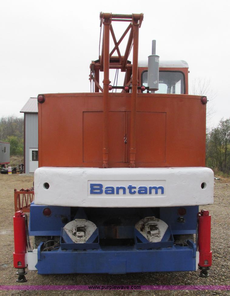 image for item G9080 1975 Bantam T350A crane