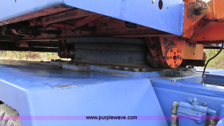 image for item G9080 1975 Bantam T350A crane