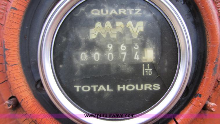 image for item G9080 1975 Bantam T350A crane