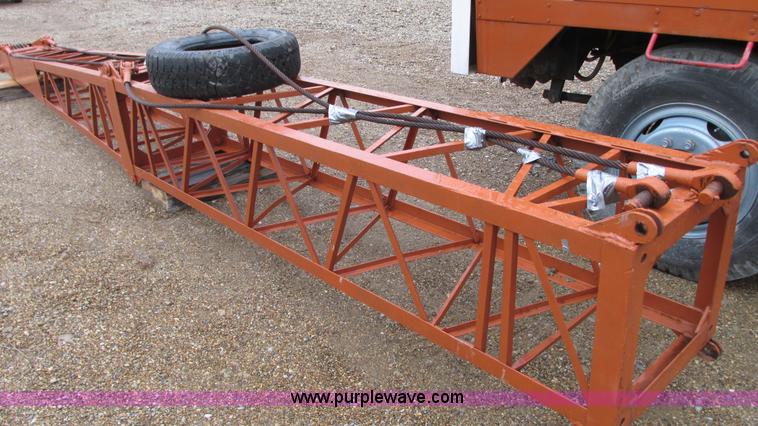 image for item G9080 1975 Bantam T350A crane