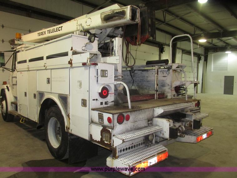 image for item G9897 2003 Terex Hi Ranger SC45 truck boom