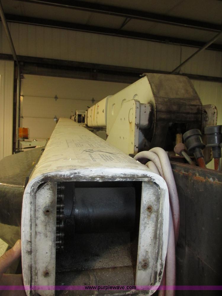 image for item G9897 2003 Terex Hi Ranger SC45 truck boom