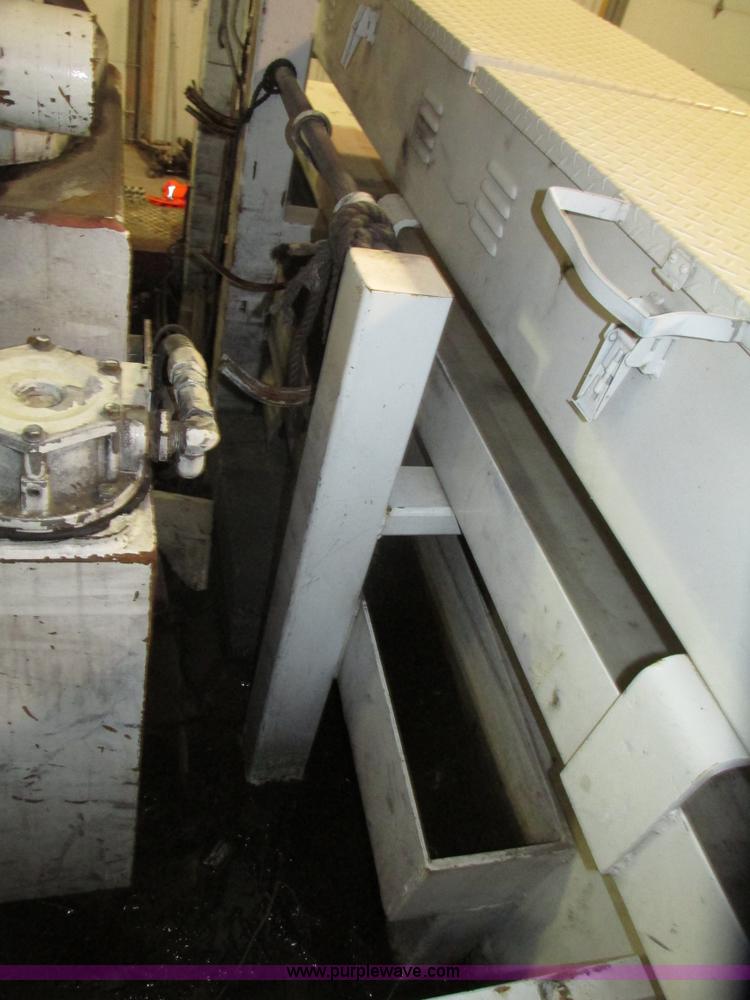 image for item G9897 2003 Terex Hi Ranger SC45 truck boom