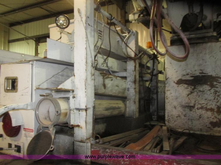 image for item G9897 2003 Terex Hi Ranger SC45 truck boom