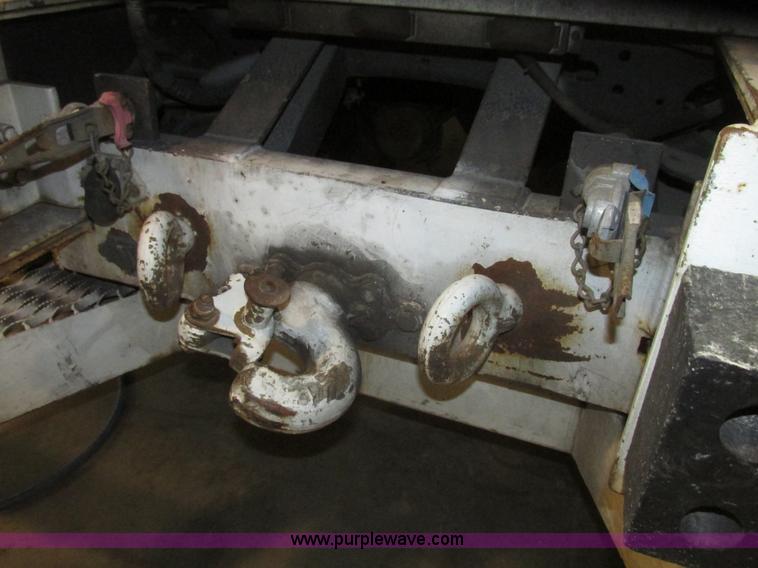 image for item G9897 2003 Terex Hi Ranger SC45 truck boom