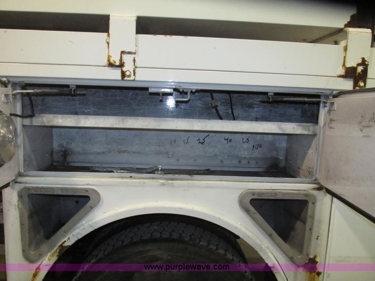 image for item G9897 2003 Terex Hi Ranger SC45 truck boom