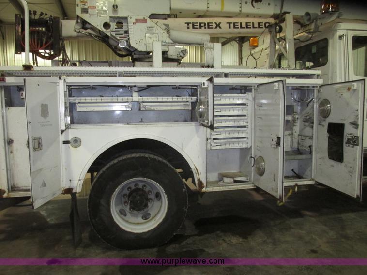 image for item G9897 2003 Terex Hi Ranger SC45 truck boom
