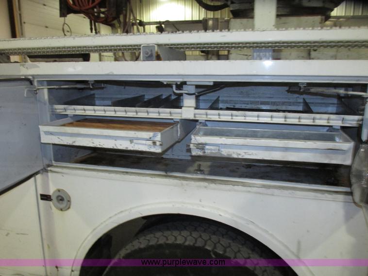 image for item G9897 2003 Terex Hi Ranger SC45 truck boom