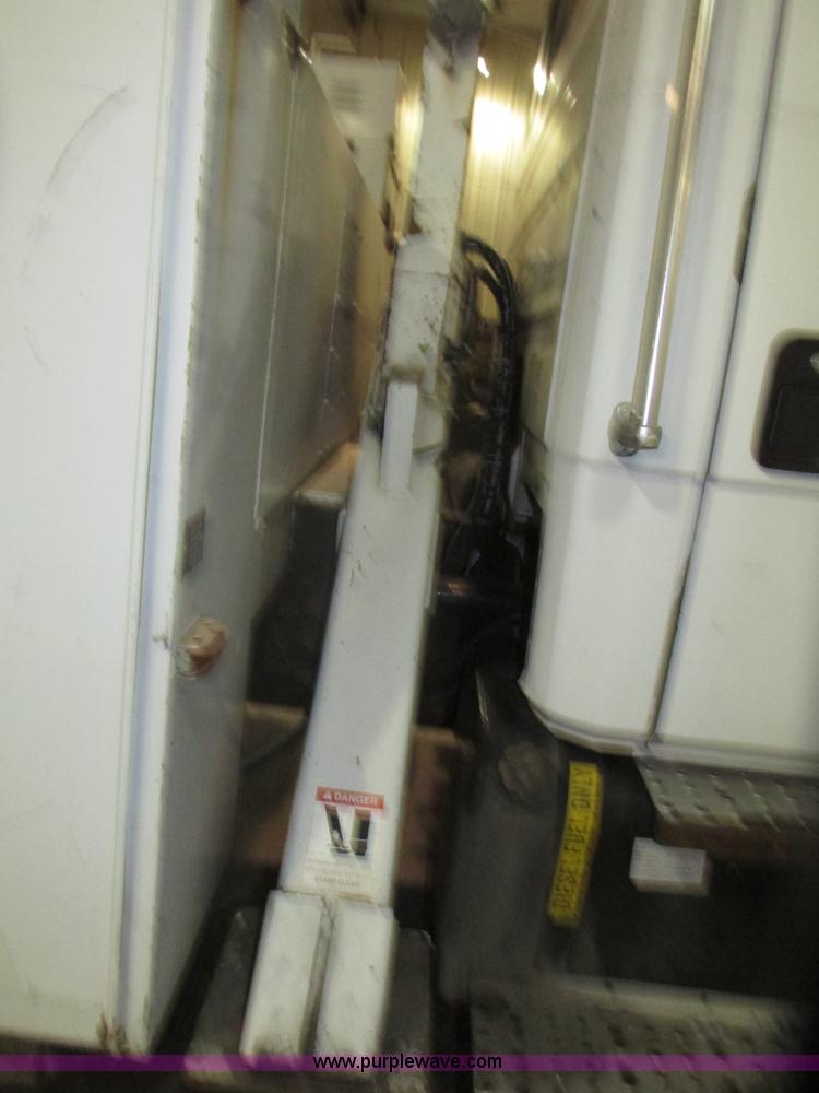 image for item G9897 2003 Terex Hi Ranger SC45 truck boom