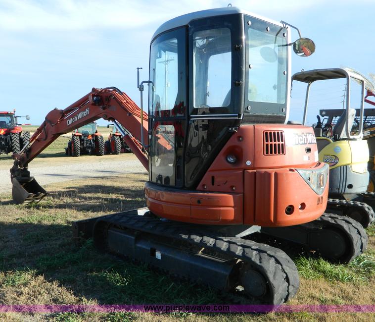 image for item H2345 2003 Ditch Witch MX45 compact excavator