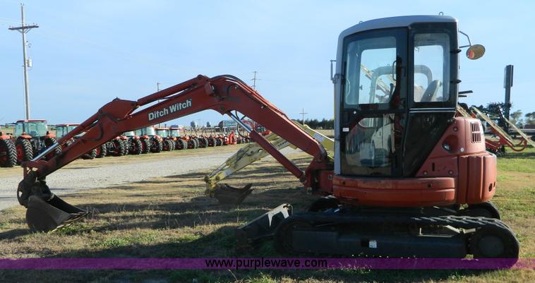 image for item H2345 2003 Ditch Witch MX45 compact excavator