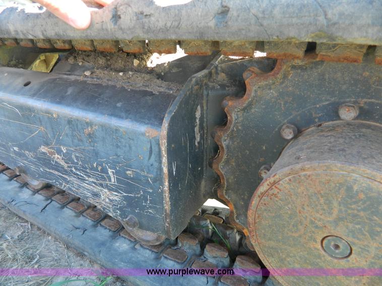 image for item H2346 2006 Yanmar V1020-3 mini excavator