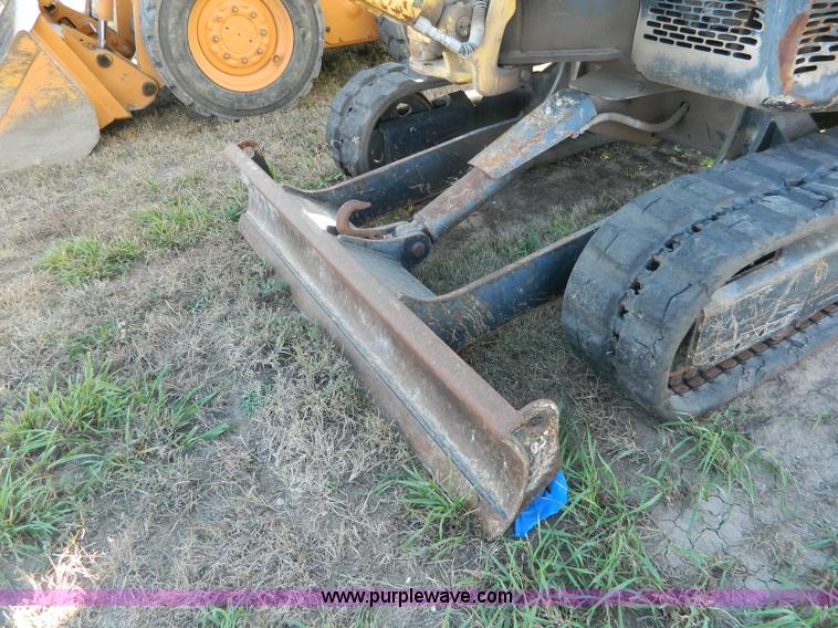 image for item H2346 2006 Yanmar V1020-3 mini excavator