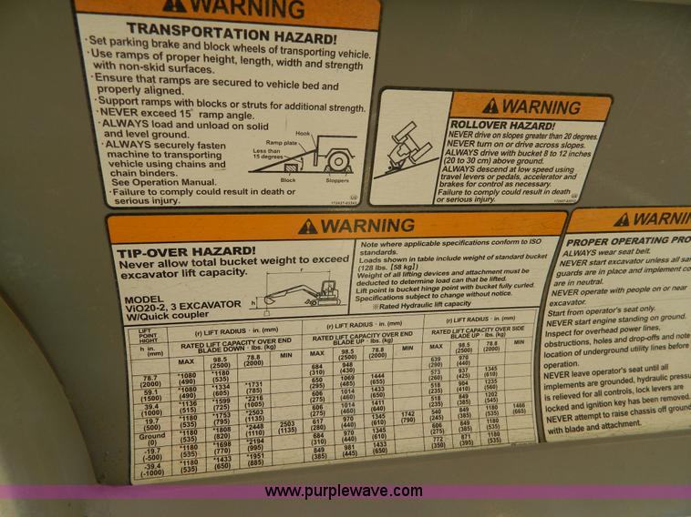 image for item H2346 2006 Yanmar V1020-3 mini excavator