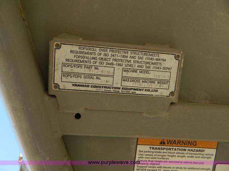 image for item H2346 2006 Yanmar V1020-3 mini excavator