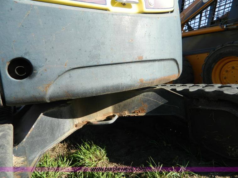 image for item H2346 2006 Yanmar V1020-3 mini excavator