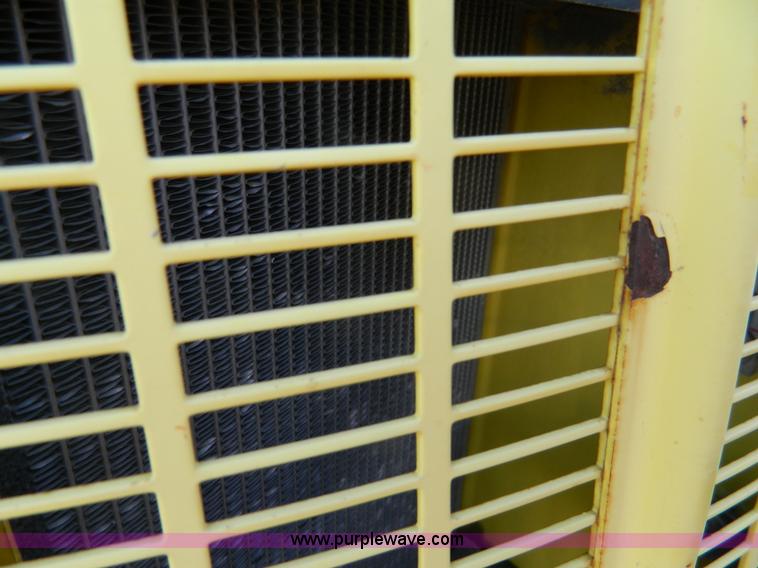 image for item H2346 2006 Yanmar V1020-3 mini excavator