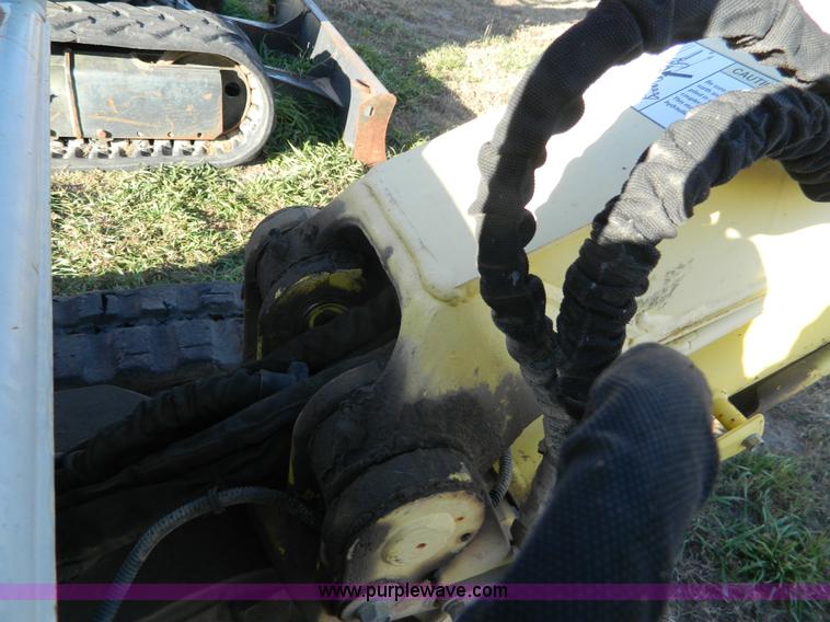 image for item H2346 2006 Yanmar V1020-3 mini excavator