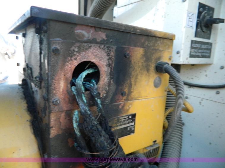 image for item H2354 2011 Caterpillar X060-6 AC synchronous generator