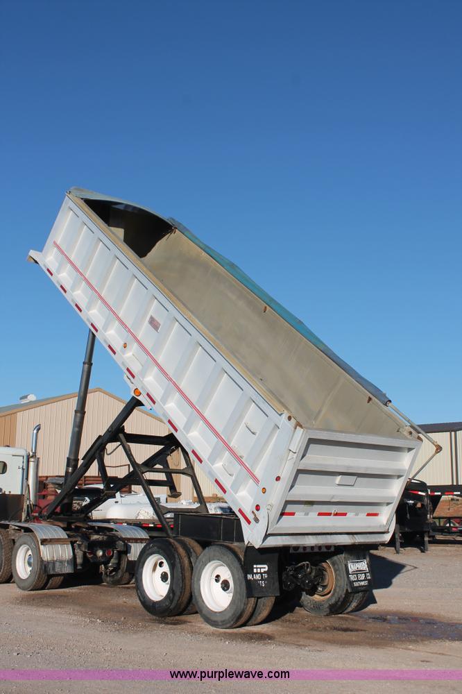 image for item H2437 1998 Travis T-102/27 end dump trailer