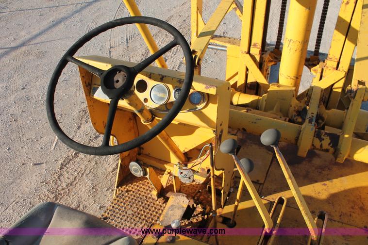 image for item H5532 Gerlinger PH-130 forklift