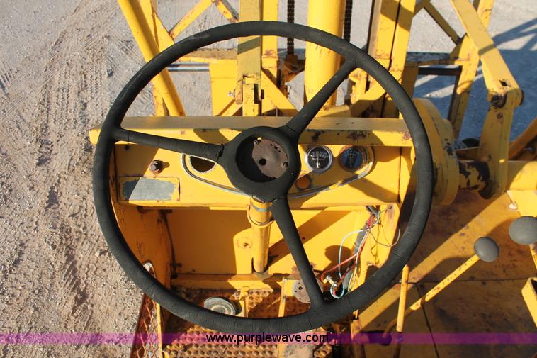 image for item H5532 Gerlinger PH-130 forklift