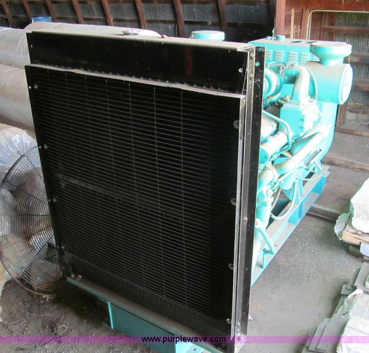 image for item H5597 Onan 400DFV-4XR811567C generator