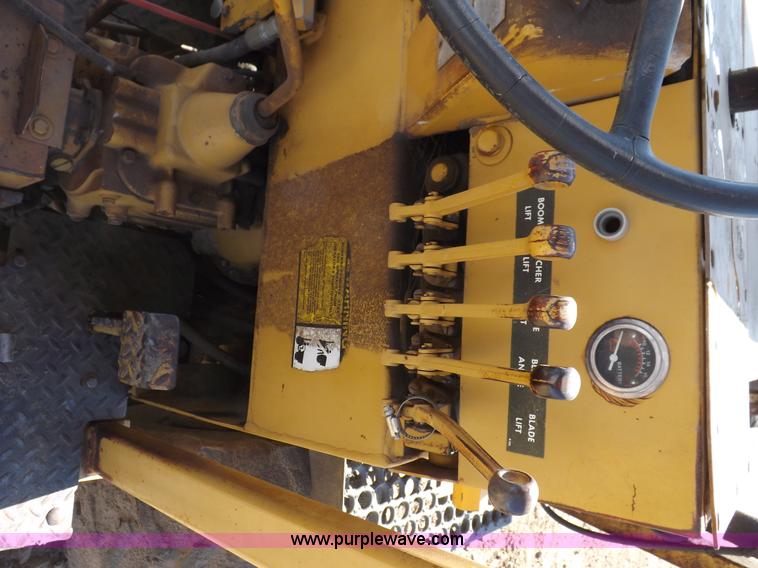image for item H9010 Vermeer M-70 trencher