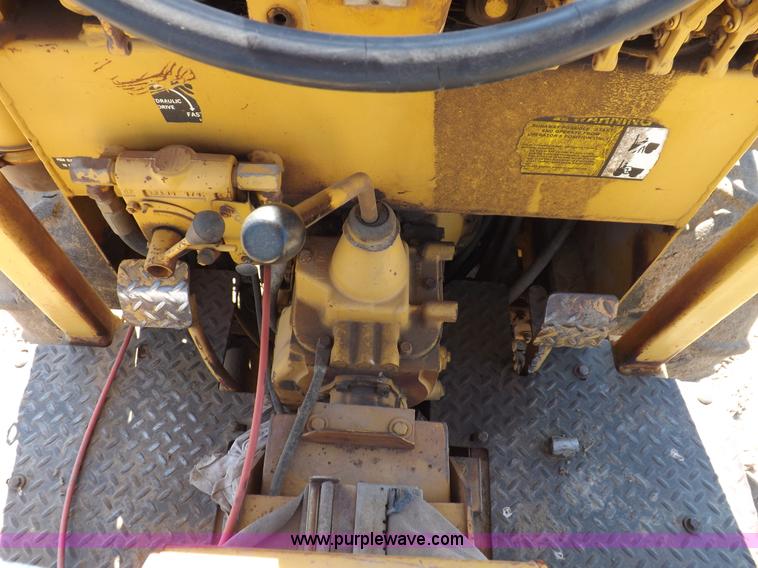 image for item H9010 Vermeer M-70 trencher